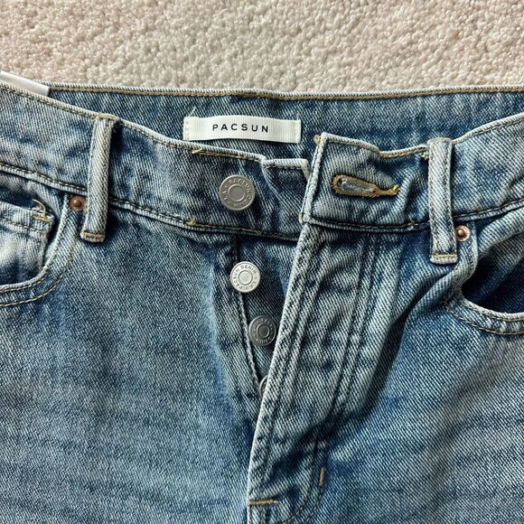 PACSUN RIPPED/ DISTRESSED STRAIGHT JEANS * BARELY WORN* - Picture 2 of 3